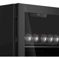 Мини-холодильник MAUNFELD MFWC-85B49