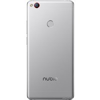 Смартфон ZTE Nubia Z11 4GB/64GB (серебристый)