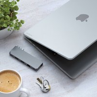 Чехол-накладка Satechi Eco-Hardshell Case for MacBook Air M2 ST-MBAM2CL