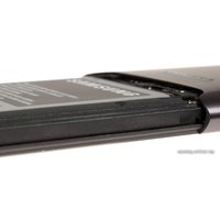 Телефон Samsung S8600 Wave III