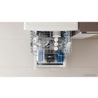 Отдельностоящая посудомоечная машина Indesit DFE 1B19 14