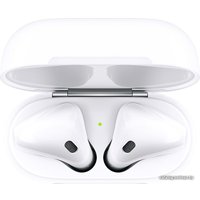 Наушники Apple AirPods 2 в зарядном футляре