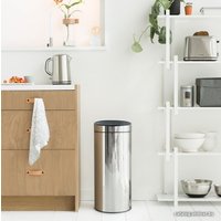 Мусорное ведро Brabantia Touch Bin New 30 л (стальной полированный)