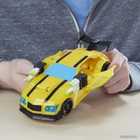 Трансформер Transformers Cyberverse Ultra Class Bumblebee E1907