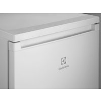 Мини-холодильник Electrolux LXB1AE13W0