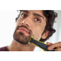 Триммер для бороды и усов Philips OneBlade QP2520/60