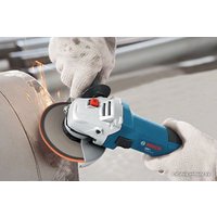 Угловая шлифмашина Bosch GWS 7-125 Professional (0601388102)