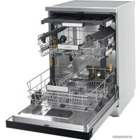 Отдельностоящая посудомоечная машина Whirlpool W7F HS41 X