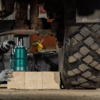 Бутылочный домкрат СибрТех 50810 30т