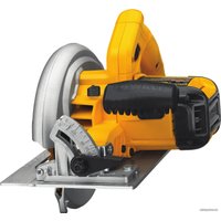 Дисковая (циркулярная) пила DeWalt DWE575
