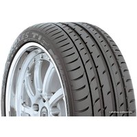 Летние шины Toyo Proxes T1 Sport 245/40R20 99Y