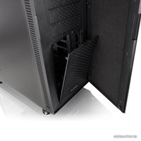 Корпус Thermaltake Suppressor F31 с окошком [CA-1E3-00M1WN-00]