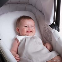 Универсальная коляска CAM Tris Smart (3 в 1, черный/черная рама)