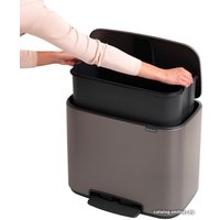 Мусорное ведро Brabantia Bo Pedal Bin 36 л (платиновый)