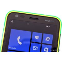 Телефон Nokia Lumia 620