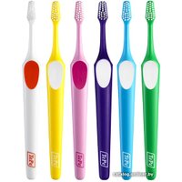 Зубная щетка TePe Supreme Compact