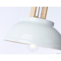 Подвесная люстра Ambrella light Traditional TR8190