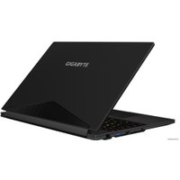 Игровой ноутбук Gigabyte Aero 15-W9-RT4P