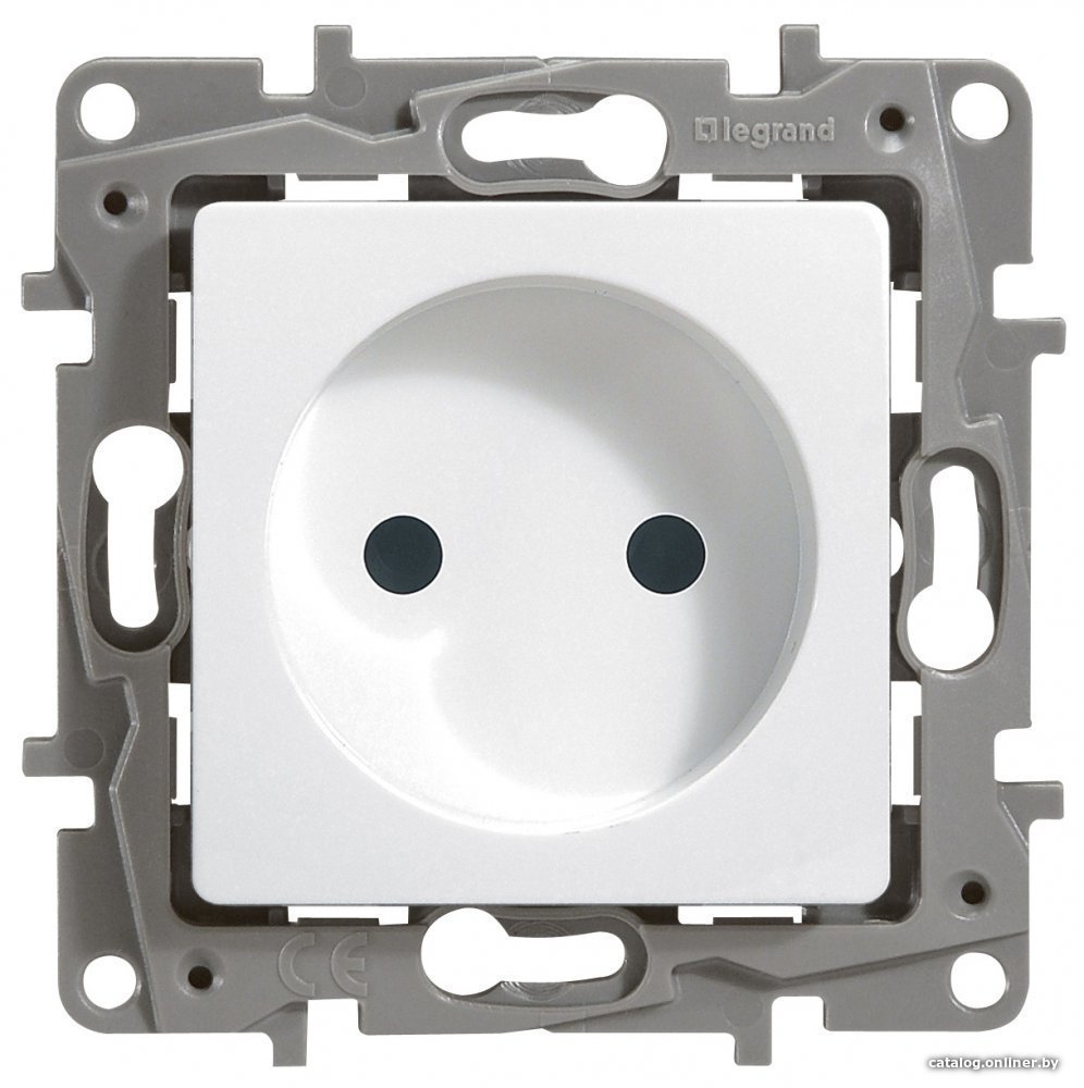 Розетка Legrand Etika 672234 (белый)