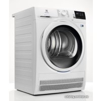 Сушильная машина Electrolux EW6CR428W