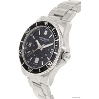 Наручные часы Victorinox Maverick 241697