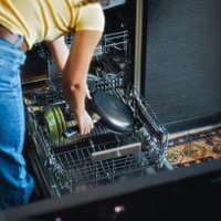 Сковорода Fiskars Hard Face 1075521