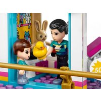 Конструктор LEGO Friends 41450 Торговый центр Хартлейк Сити
