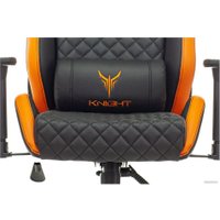 Игровое (геймерское) кресло Knight Outrider (черный/оранжевый)