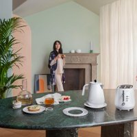 Электрический чайник DeLonghi Eclettica KBY2001.W