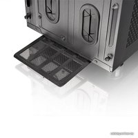 Корпус Thermaltake Core X71 Tempered Glass Edition [CA-1F8-00M1WN-02]