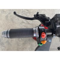 Электроскутер Yakama АР-Н0006B (красный)