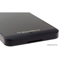Телефон BlackBerry Z10 (STL100-1)