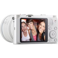 Беззеркальный фотоаппарат Samsung NX1000 Kit 20-50mm