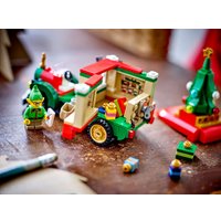 Конструктор LEGO 40746 Грузовик доставки Санты