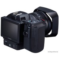 Видеокамера Canon XC10