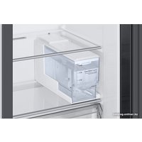Холодильник side by side Samsung RS68A8540B1/EF