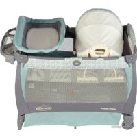 Манеж-кровать Graco Pack'n Play Playard with Cuddle Cove Rocking Seat