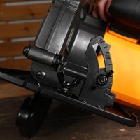 Дисковая (циркулярная) пила Deko CS2500-D 083-1102