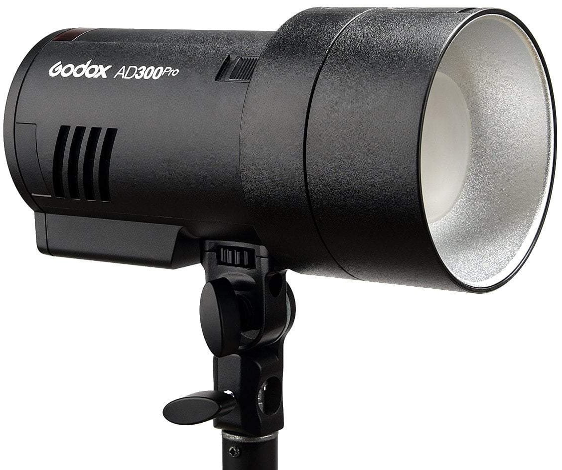 

Вспышка Godox Witstro AD300Pro