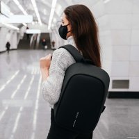 Городской рюкзак XD Design Bobby Hero Small (черный)