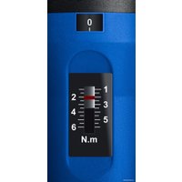 Динамометрическая отвертка с набором Зубр 64015