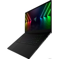 Игровой ноутбук Razer Blade 15 RZ09-0421PEF3-R3E1