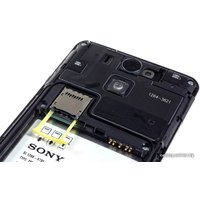 Телефон Sony Xperia V LT25i