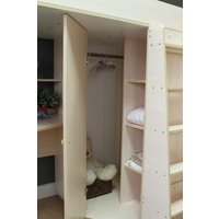 Кровать-чердак Красная звезда Р440 Капризун 5 со шкафом 180x80 (дуб млечный)