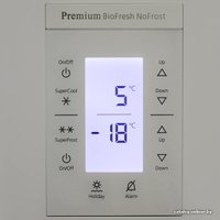 Холодильник Liebherr CBN 3956 Premium