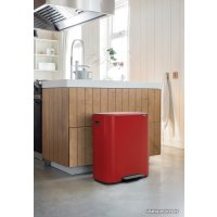 Система сортировки мусора Brabantia Bo Pedal Bin 2 x 30 л (пламенно-красный)