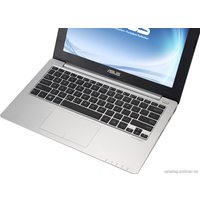 Ноутбук ASUS X201E-KX023H