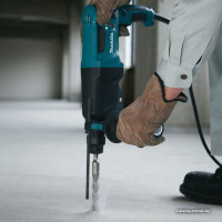 Перфоратор Makita HR2300