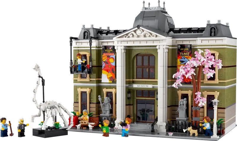 

Конструктор LEGO Icons 10326 Музей естественной истории