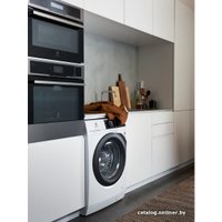 Стирально-сушильная машина Electrolux EW7WR447W